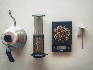 Porównanie wag Hario: Drip Scale i Metal Drip Scale Porównanie wag Hario: Drip Scale i Metal Drip Scale