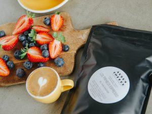 Espresso Miesiąca: Maj: Czekolada, truskawki, jagody, klasyka! Espresso Miesiąca: Maj: Czekolada, truskawki, jagody, klasyka!