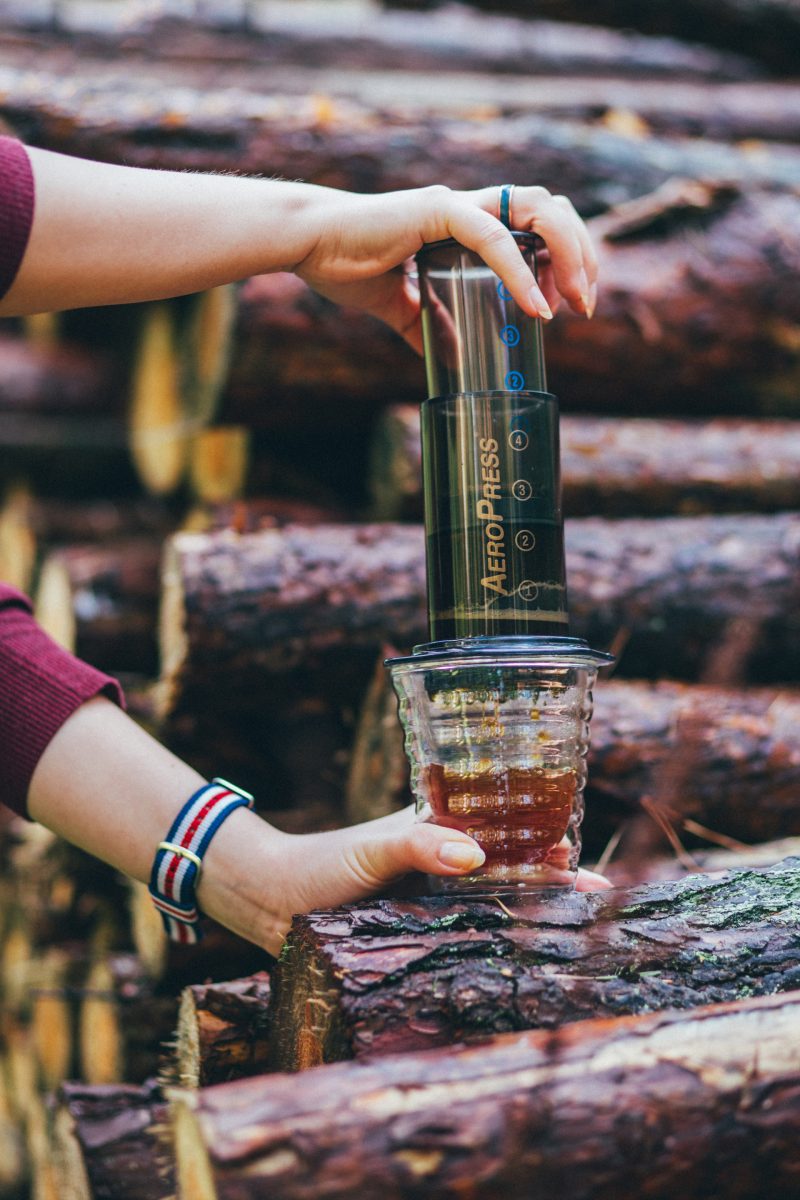 Aeropress – jak używać? Parzenie kawy w Aeropressie