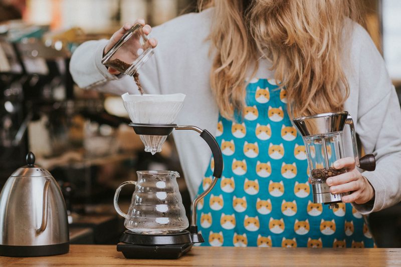 Drip V60 – co to jest? Jak parzyć w nim kawę?. Alternatywnie tego Ci trzeba!