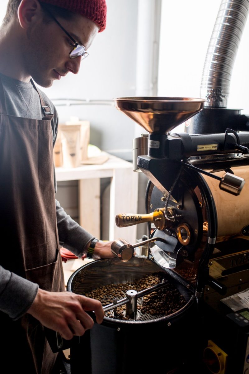 Poznaj Roastera swego.