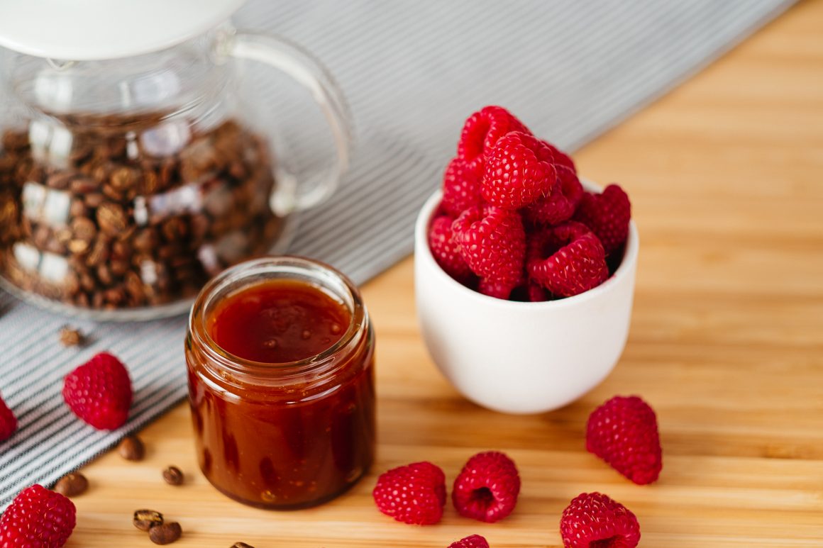 kawa, owoce, kawa miesiąca, przelew miesiąca, maliny