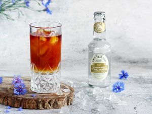 How to combine tea and alcohol? 5 tea-based boozy recipes!