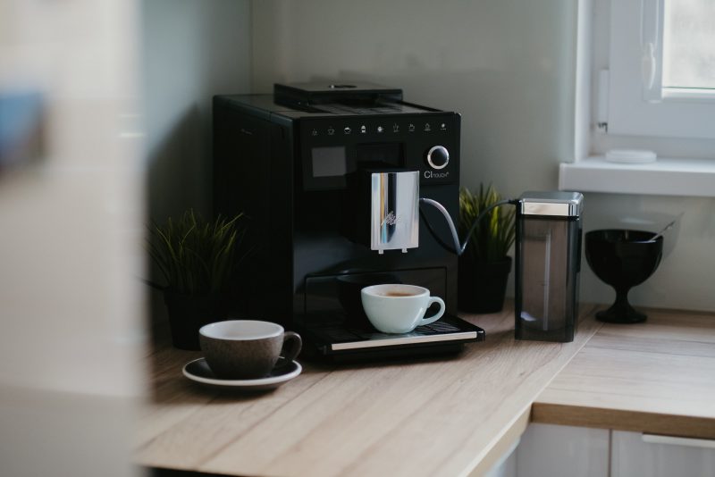 What is V60 and How to Make Drip Coffee? - Blog Coffeedesk.pl