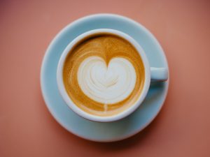 Akademia Coffeedesk: Kawy białe