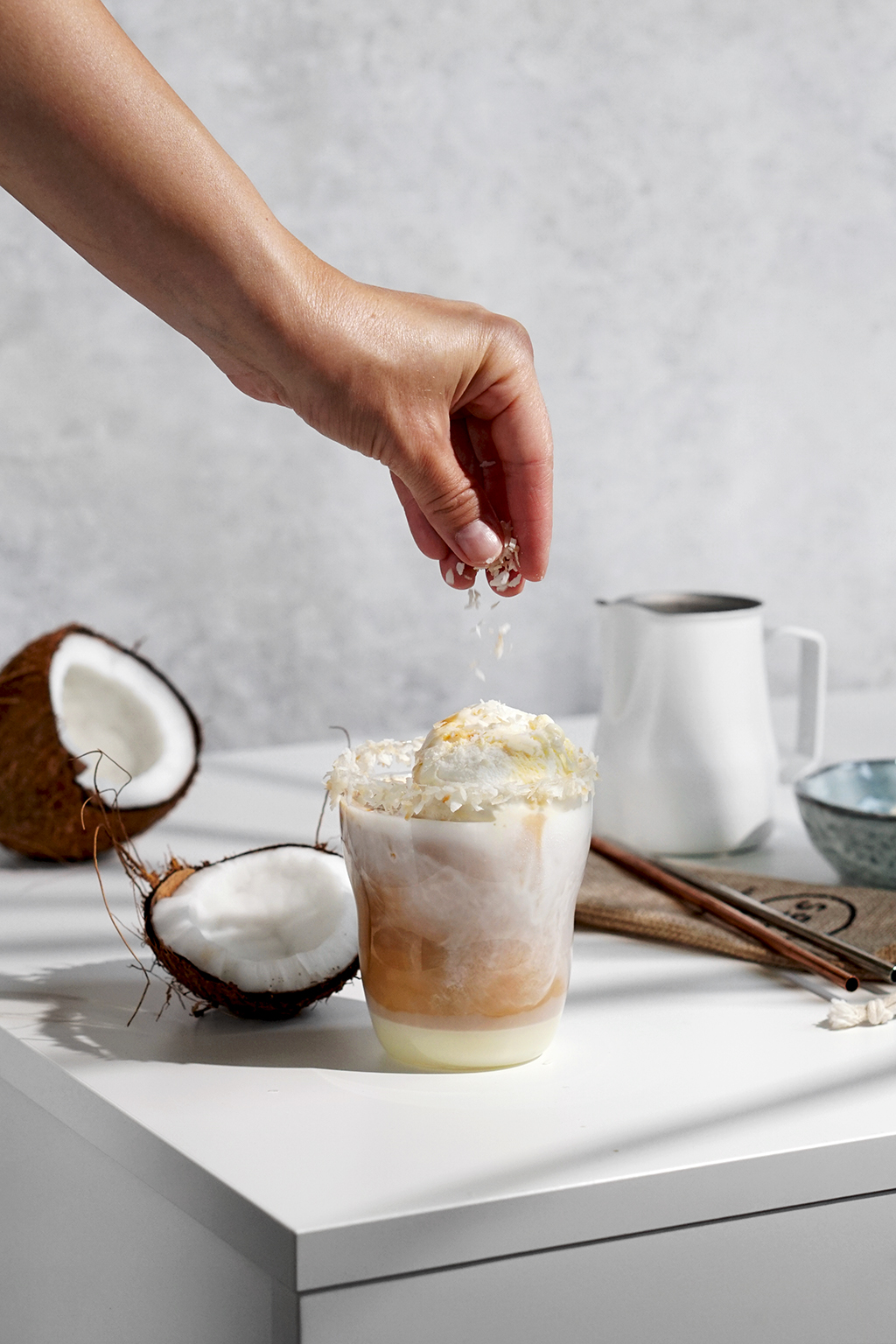 mrożona kawa z mlekiem kokosowym