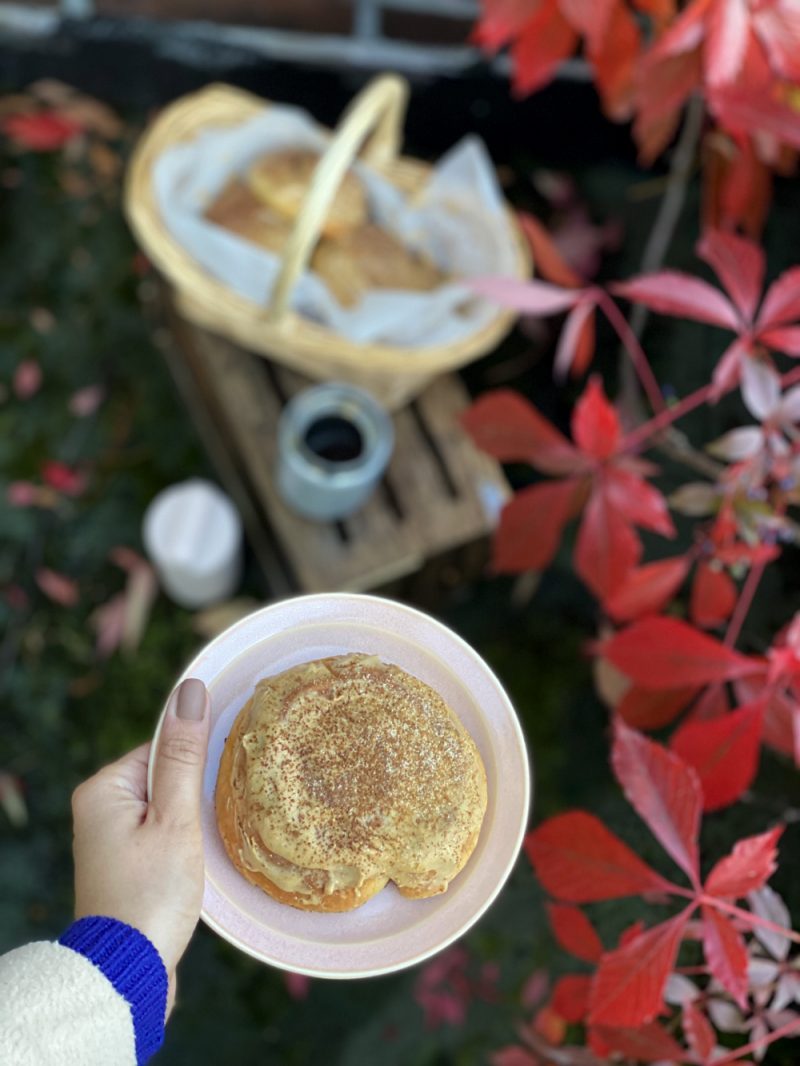 bułeczki cinnamon tiramisu rolls z kawą