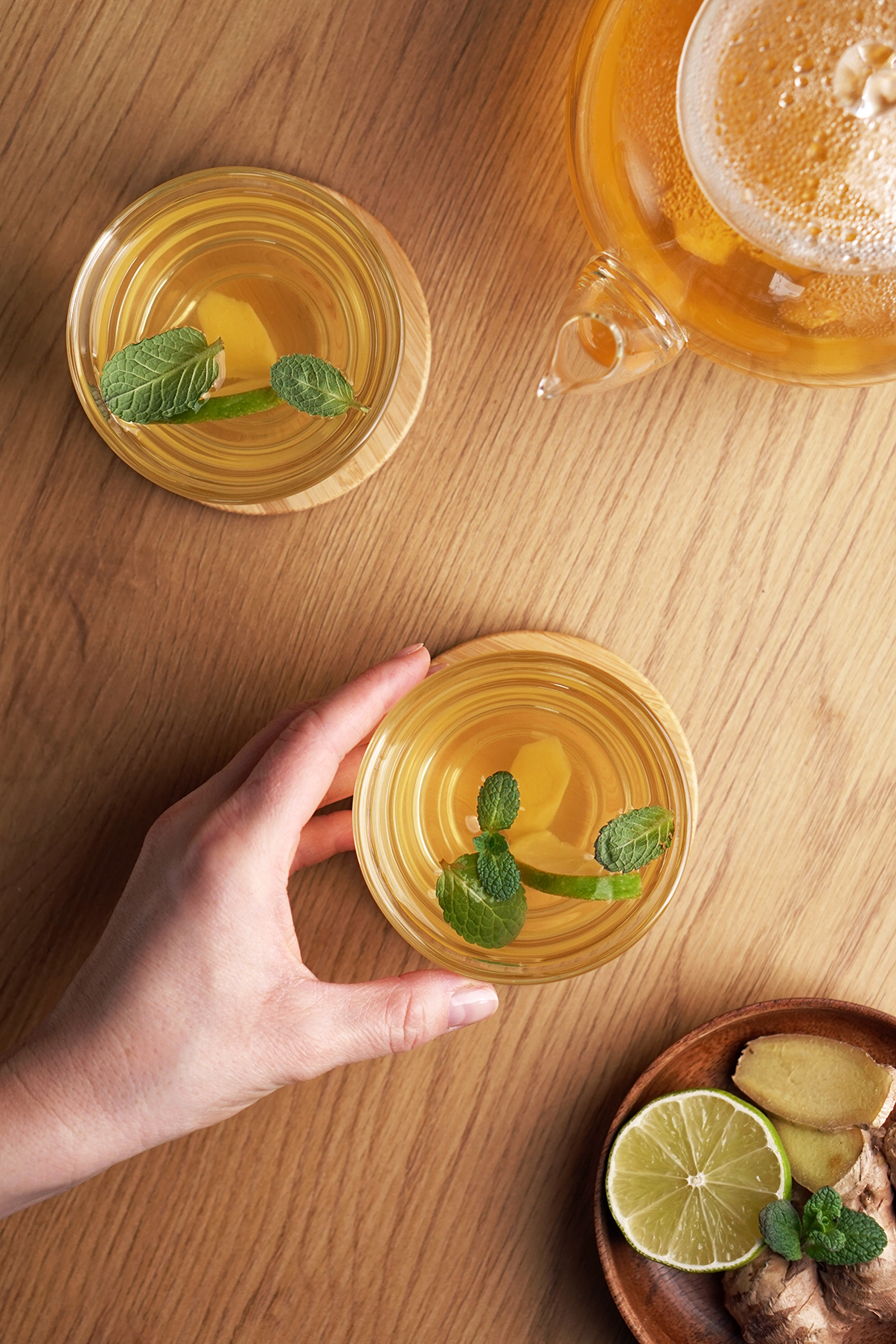 przepis na zieloną herbatę z imbirem i miętą