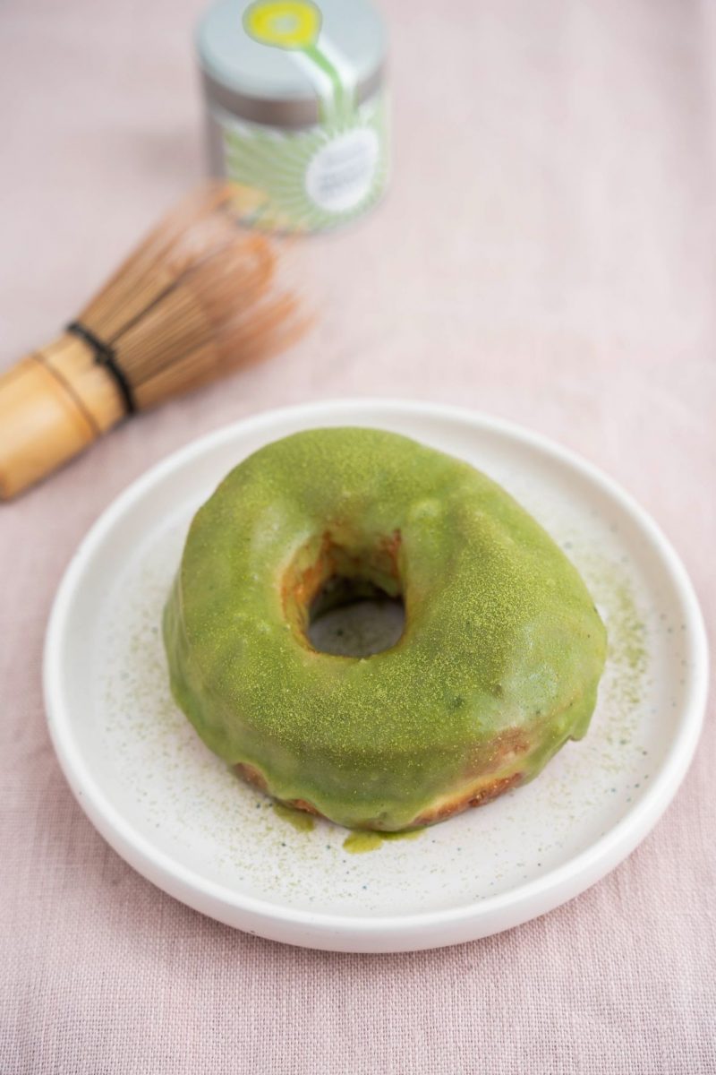 paczek z polewa biala czekolada