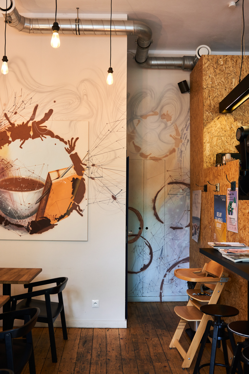 Wystrój kawiarni Czytelnia na Bielanach