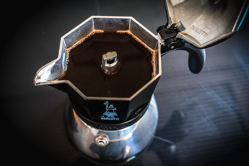 Wnętrze kawiarki na indukcję Bialetti