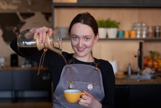 Czy dzieci mogą pić kawę? Od ilu lat? – Blog Coffeedesk.pl